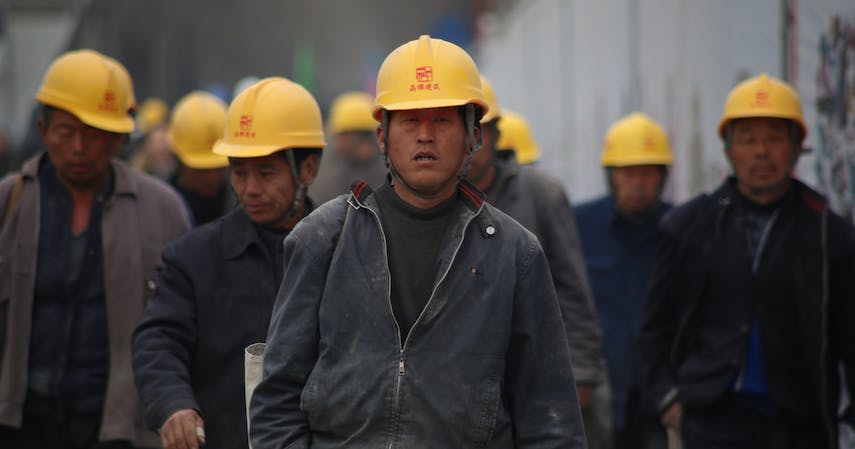 Ilustrasi Para Pekerja di China