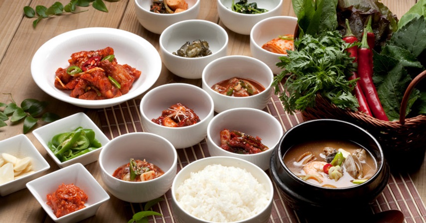Analisis SWOT Bisnis Makanan Korea