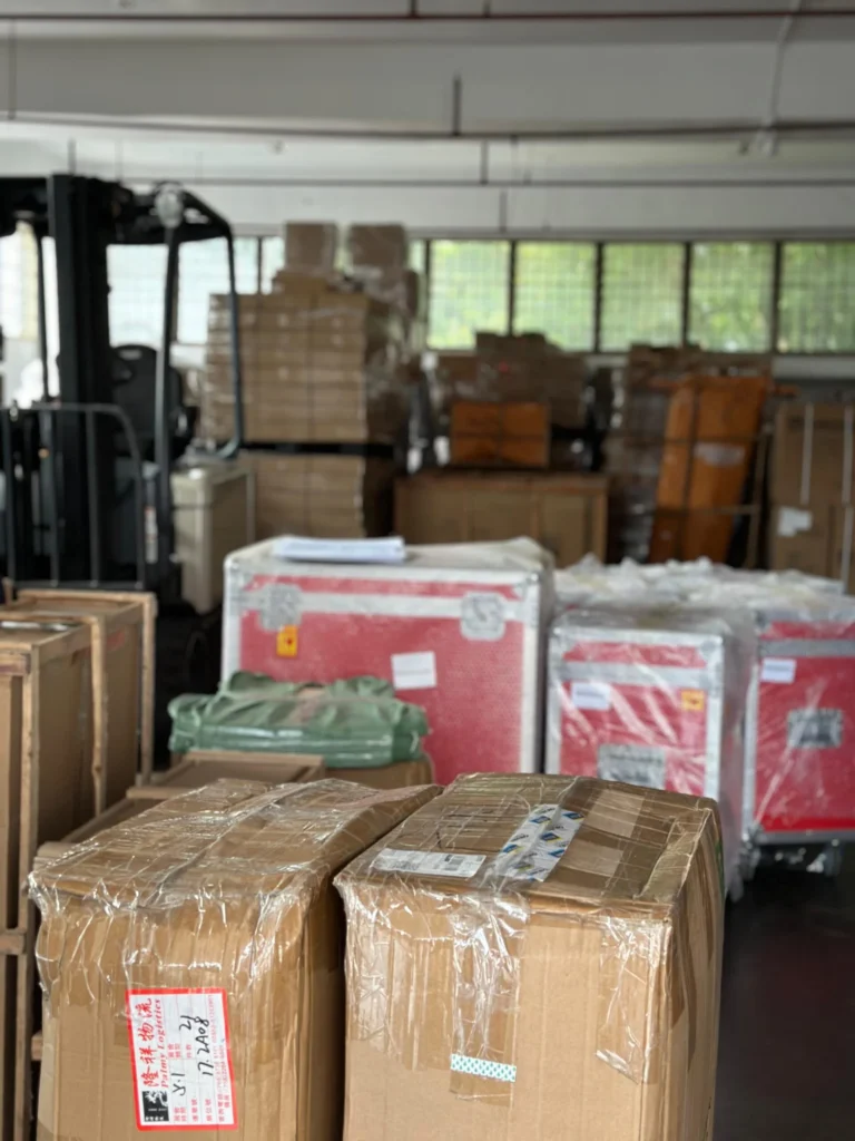 freight forwarder import
